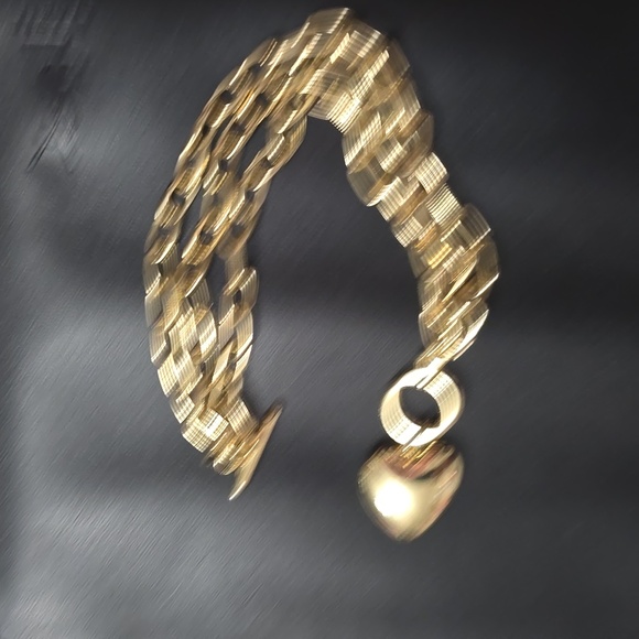 Jewelry - Picture 2 of 4